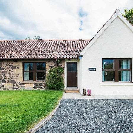 Douglas Fir Lodge With Hot Tub Near Cupar Fife Luthrie ภายนอก รูปภาพ