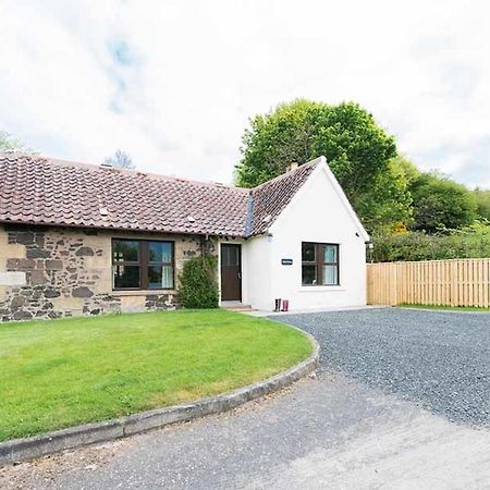 Douglas Fir Lodge With Hot Tub Near Cupar Fife Luthrie ภายนอก รูปภาพ