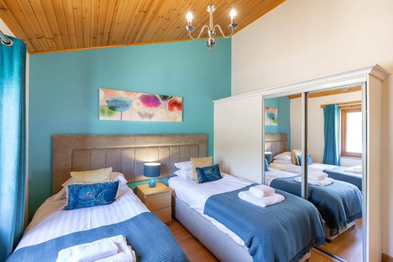 Douglas Fir Lodge With Hot Tub Near Cupar Fife Luthrie ภายนอก รูปภาพ